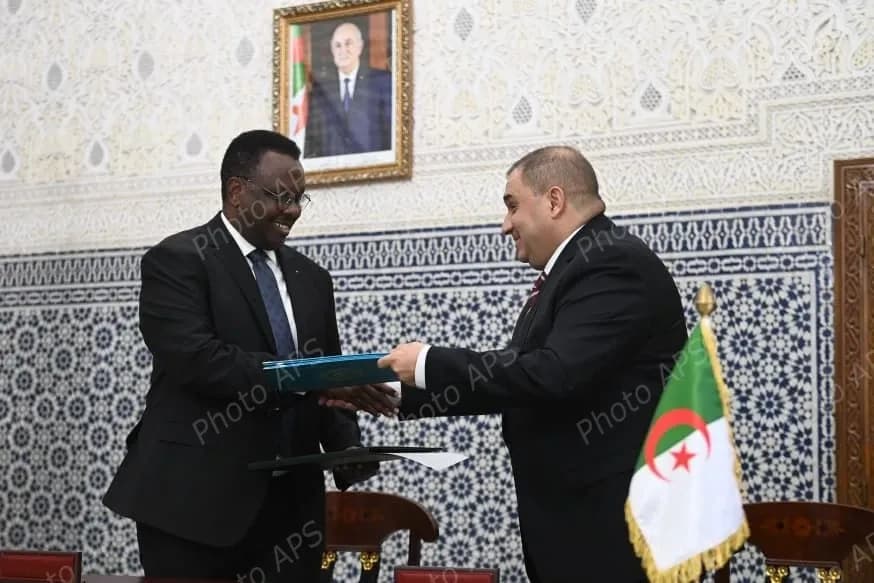 التوقيع على مذكرة تفاهم لتعزيز التعاون القانوني والعدلي