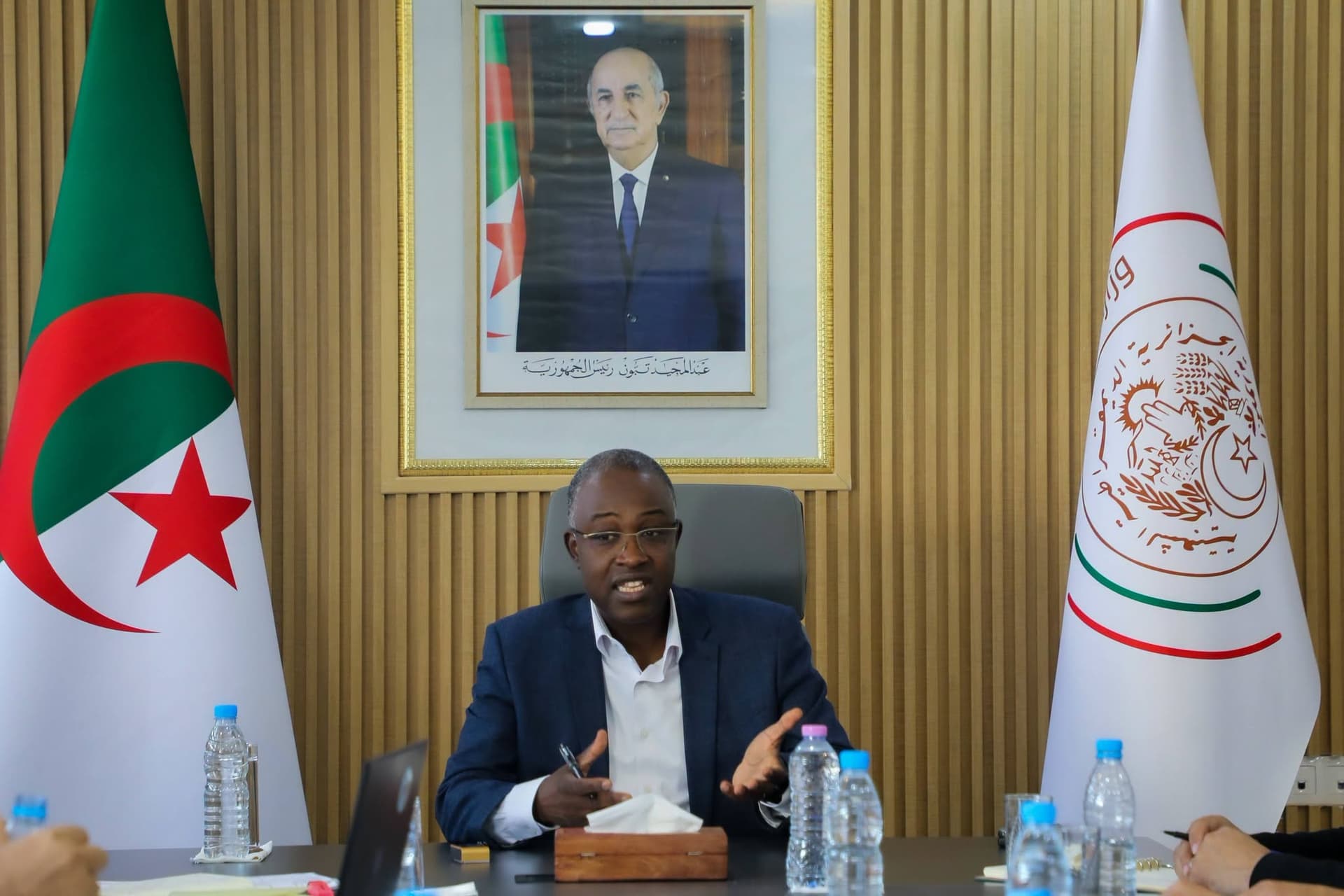 السيد حيداوي يترأس اجتماعا لمتابعة مسار إصلاح منظومة التكوين بالمعاهد التابعة لقطاع الشباب