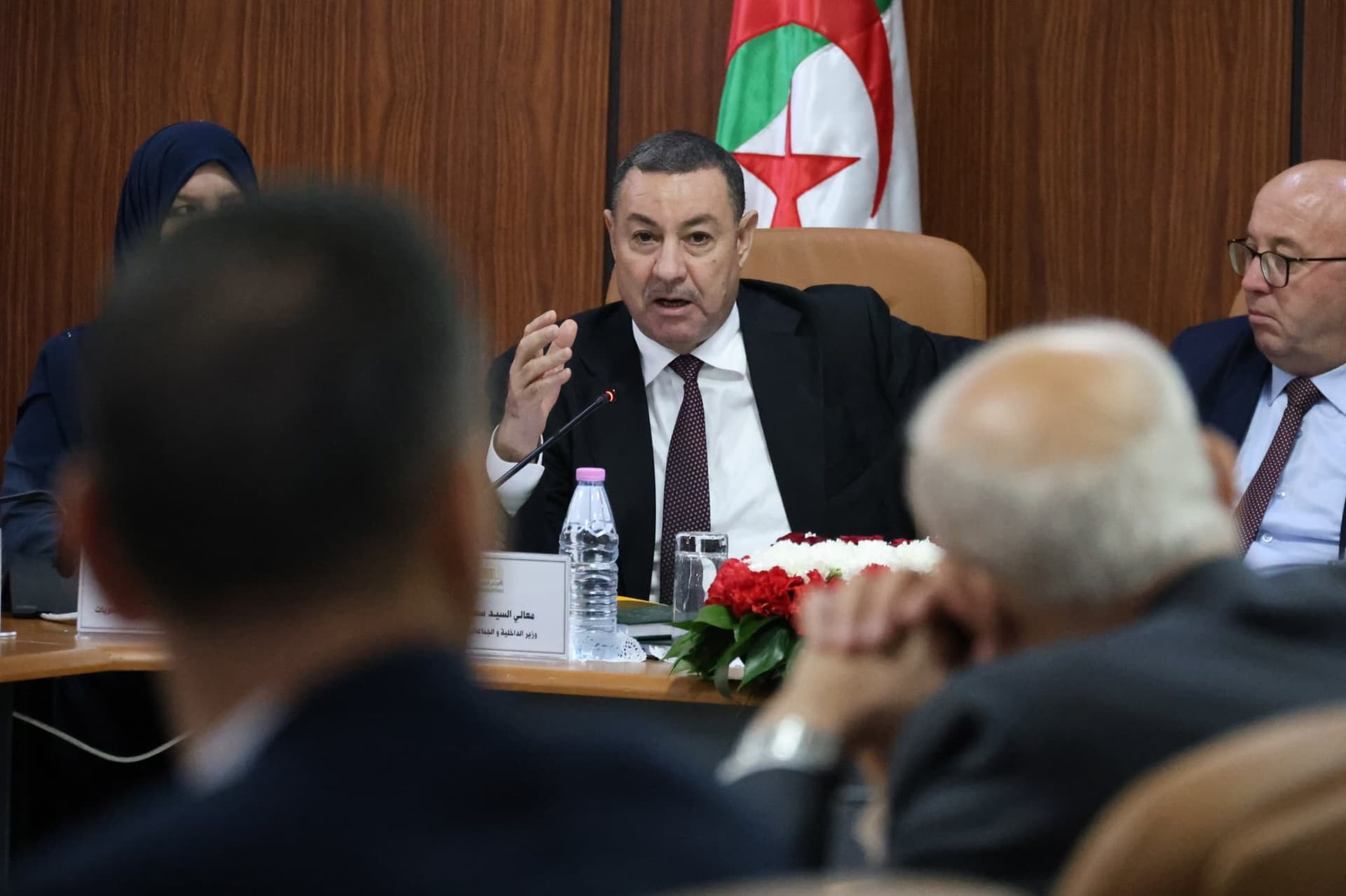 مراجعة قانون الانتخابات ترمي إلى تعزيز آليات النزاهة والديمقراطية