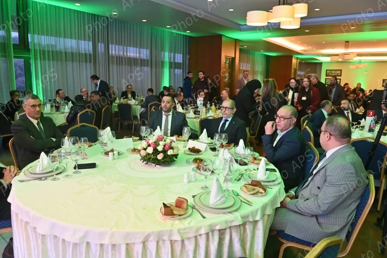 تنصيب لجنة تحكيم الطبعة الثامنة للجائزة الكبرى آسيا جبار للرواية