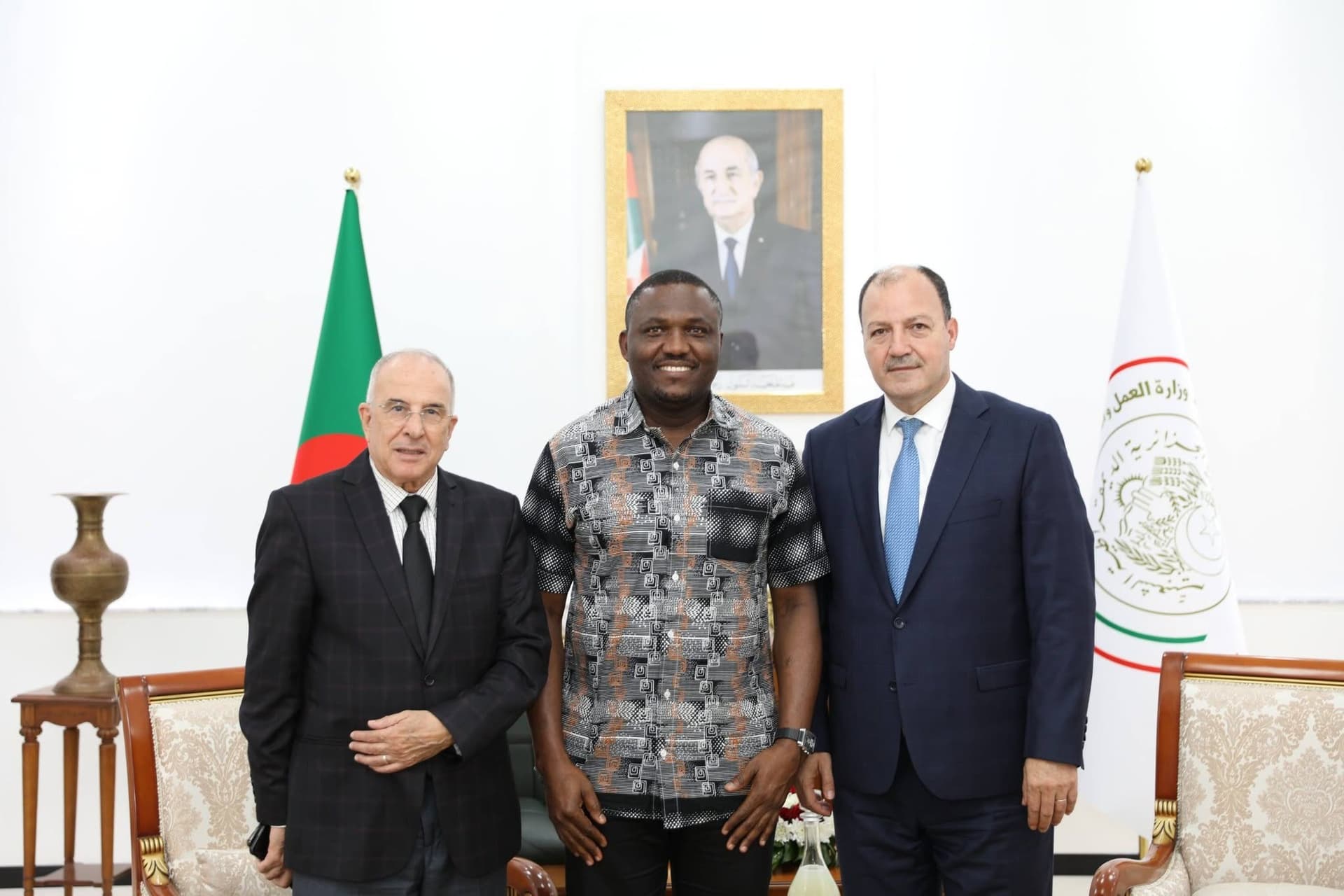 وزير العمل يستقبل السيد تاقجوت والأمين العام للمنظمة الإقليمية الإفريقية للاتحاد الدولي للنقابات