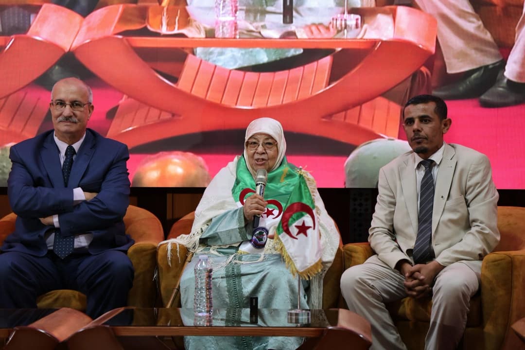 ندوة تاريخية تحت عنوان "ذاكرة لا تموت... من ساحات العمل إلى ميادين الكفاح"