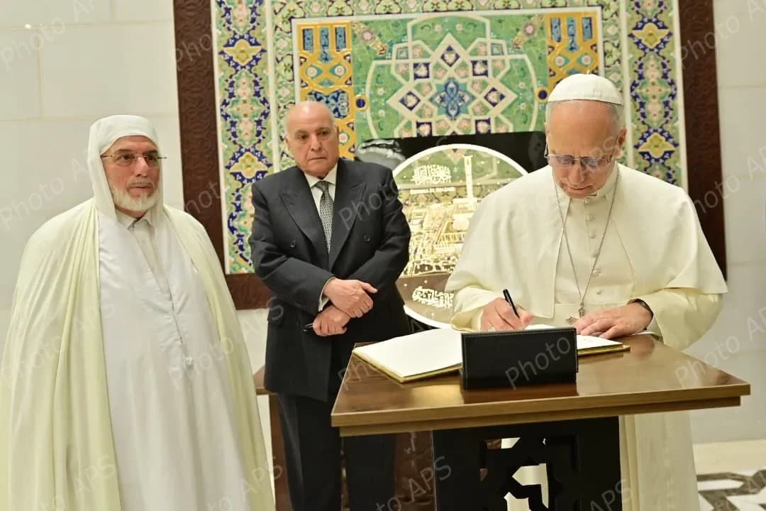 البابا ليون الرابع عشر يقوم بزيارة عدد من مرافق جامع الجزائر