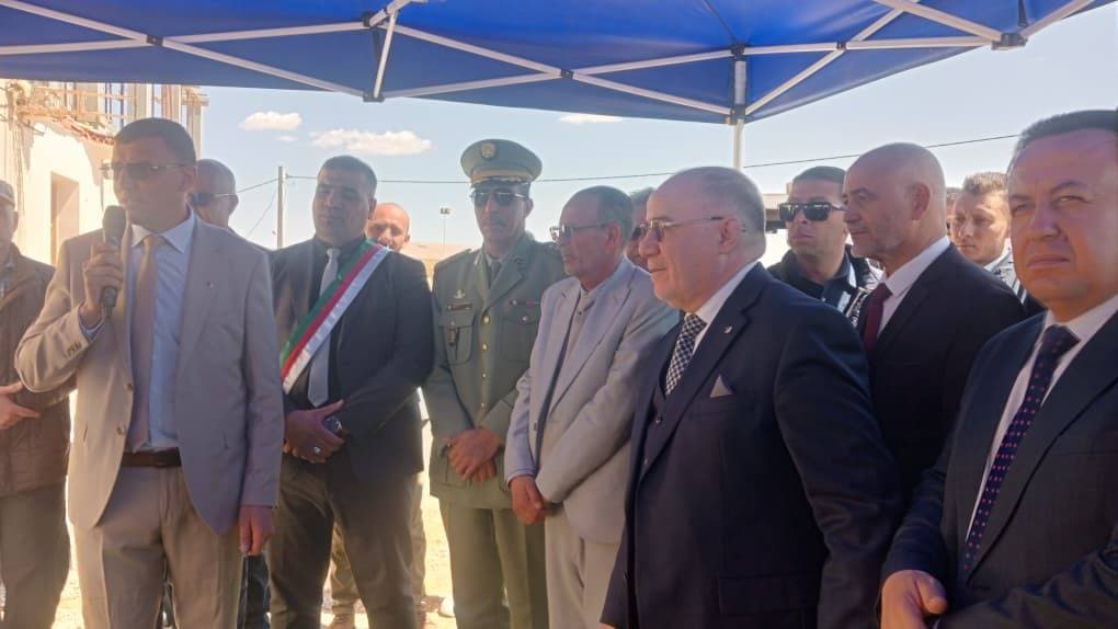 السيد بلمهدي يدشن ويعاين مرافق تابعة لقطاعه
