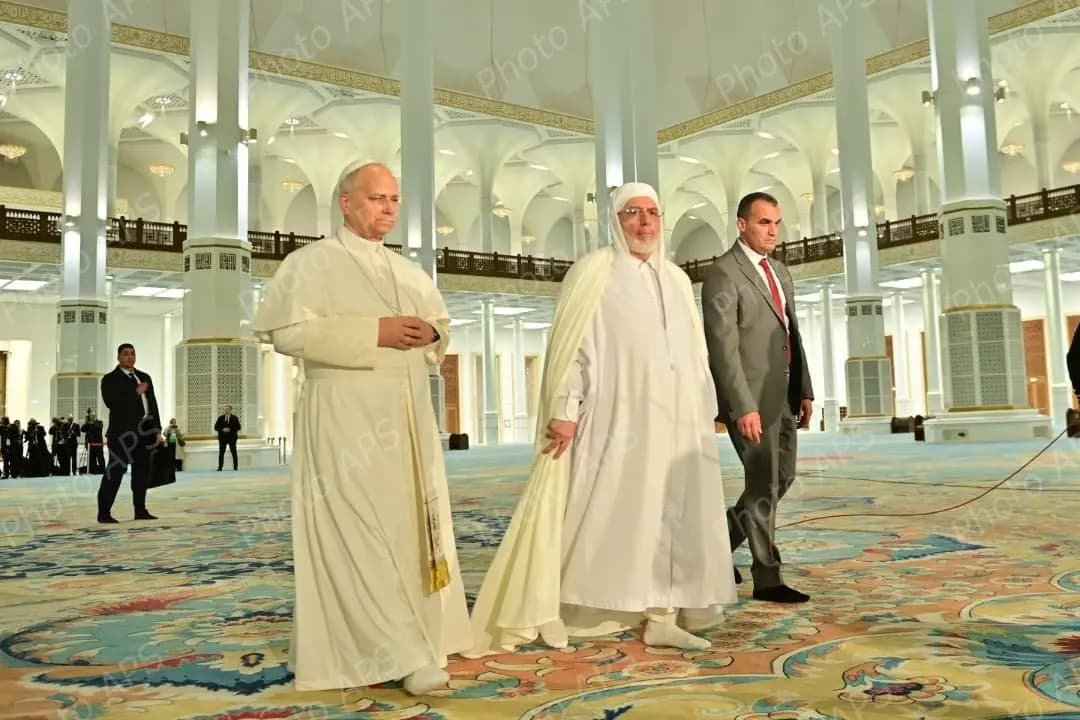 البابا ليون الرابع عشر يقوم بزيارة عدد من مرافق جامع الجزائر