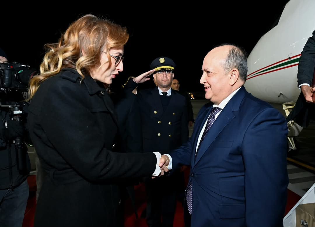 ممثلا لرئيس الجمهورية, الوزير الأول يحل بموسكو للمشاركة في قمتي منتدى الدول المصدرة للغاز و"روسيا - أفريقيا"