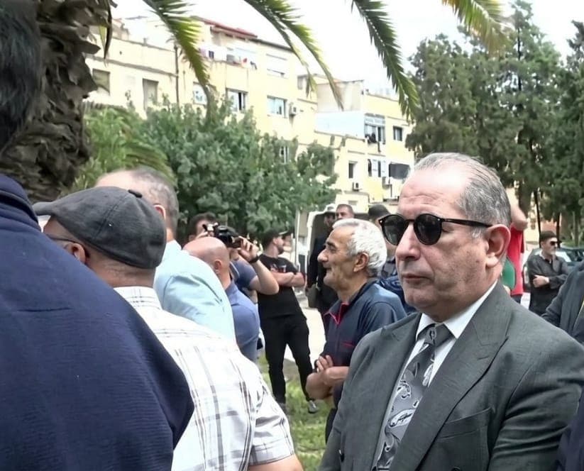 واج
