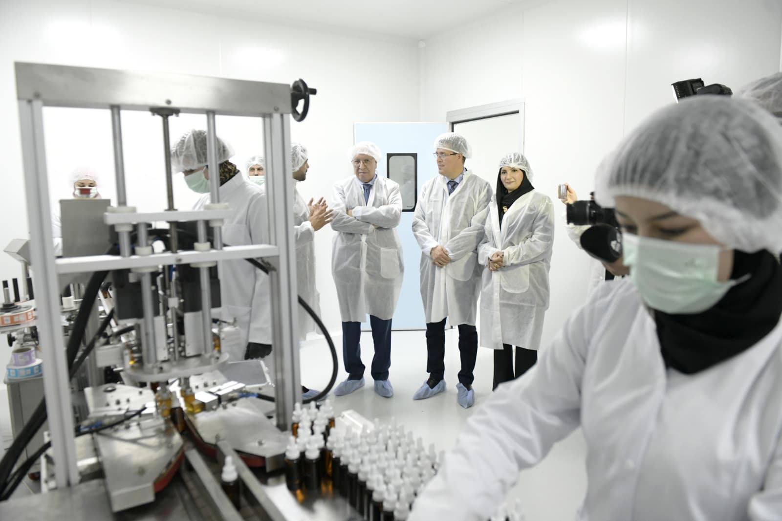 قسنطينة : تدشين ووضع حجر الأساس للعديد من المشاريع التنموية بمناسبة الذكرى الـ71 لاندلاع الثورة التحريرية المجيدة