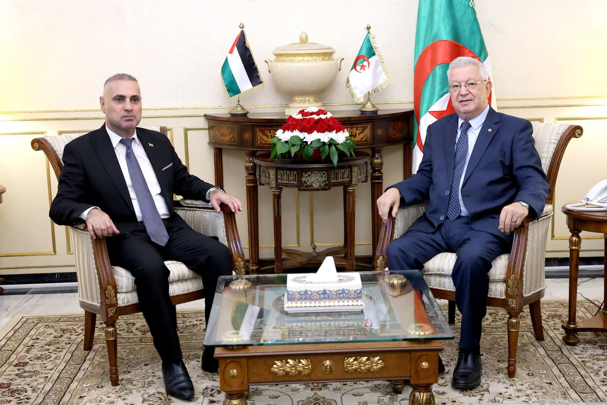 رئيس مجلس الأمة يستقبل سفير دولة فلسطين بالجزائر