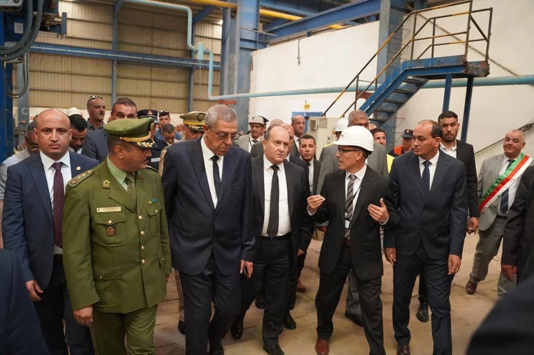 مصنع إنتاج الحديد و الفولاذ بمنطقة ذراع الحاجة بولاية المسيلة