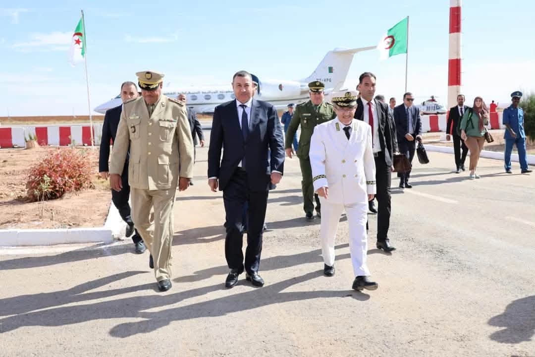 وزير الداخلية يشرع في زيارة عمل إلى ولايات النعامة والأبيض سيدي الشيخ والعريشة
