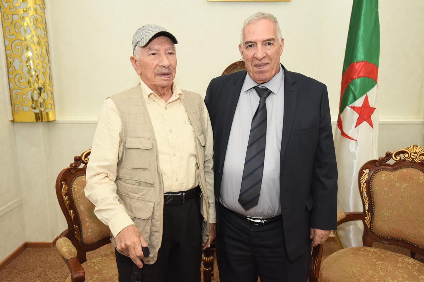 تاشريفت يستقبل المجاهد الرائد عمر صخري