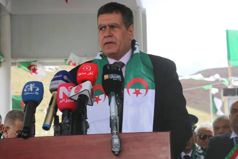 المسيلة تحيي الذكرى ال67 لاستشهاد العقيدين عميروش وسي الحواس