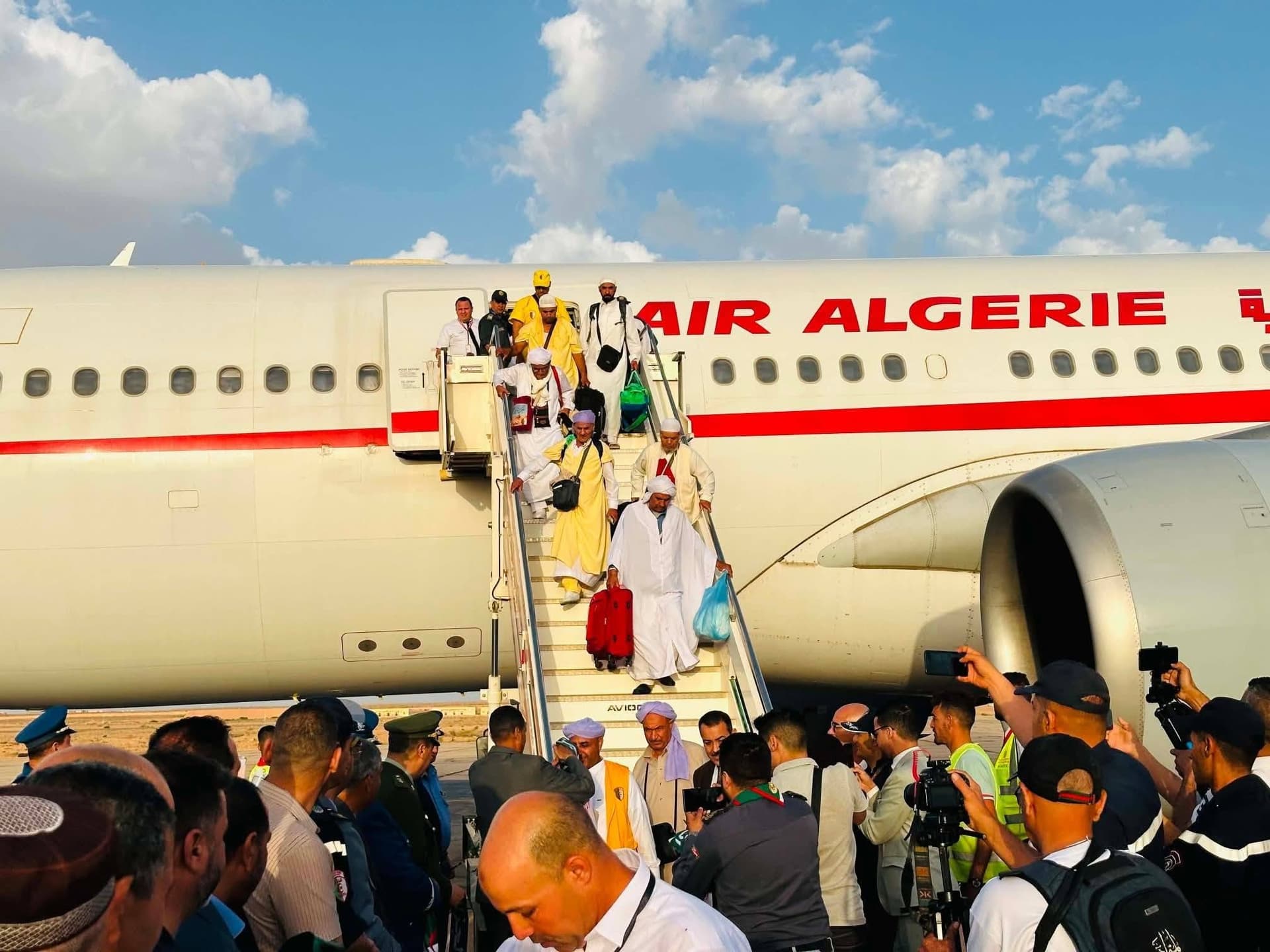 عودة أول فوج من حجاج ولايتي الأغواط والجلفة
