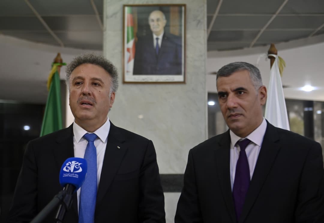 الوزير المشرف العام على الإعلام الرسمي بدولة فلسطين يزور وكالة الأنباء الجزائرية