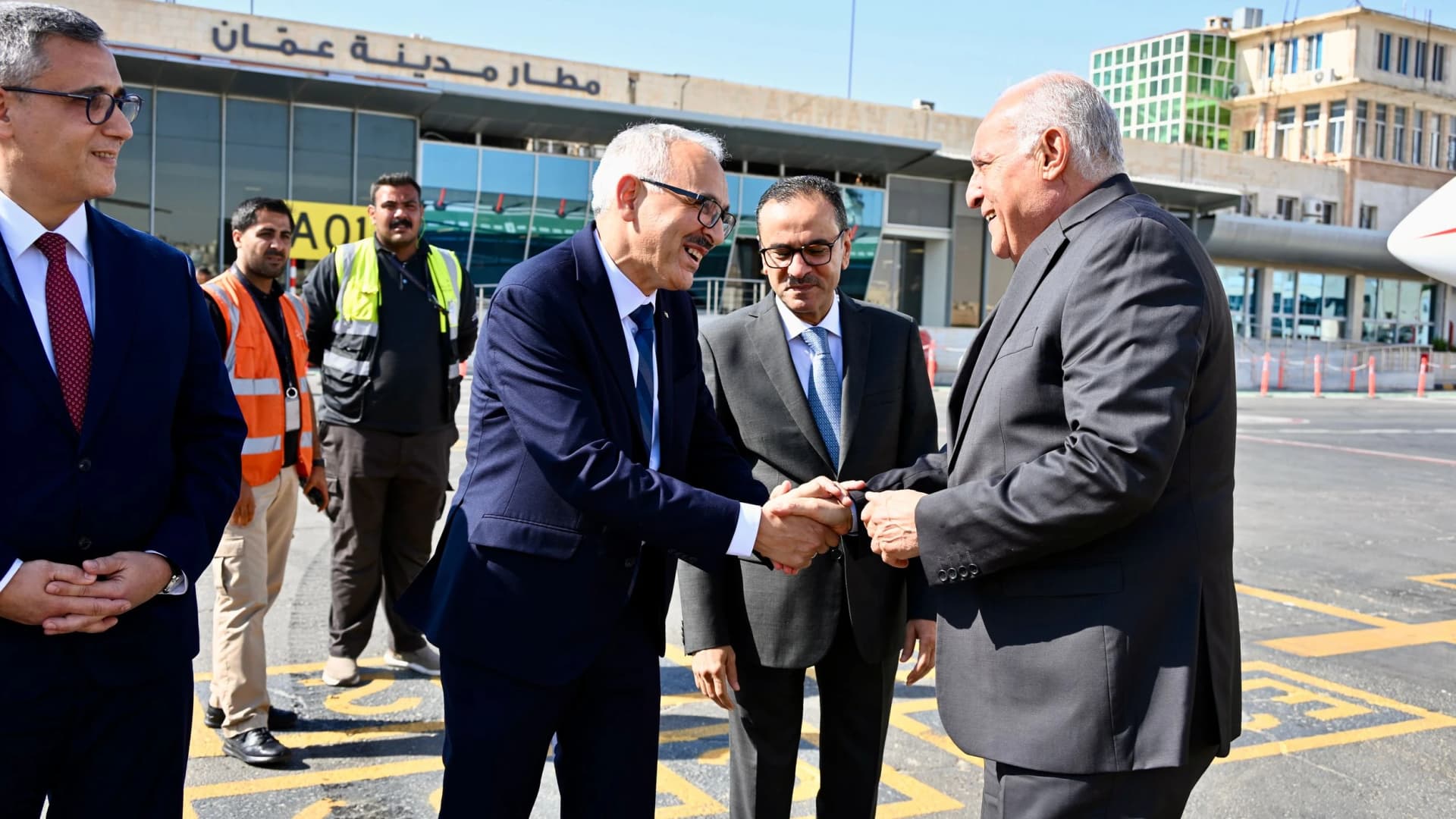 بتكليف من رئيس الجمهورية, السيد عطاف يحل بالأردن للمشاركة في الاجتماع الوزاري لدعم القدس ومقدساتها