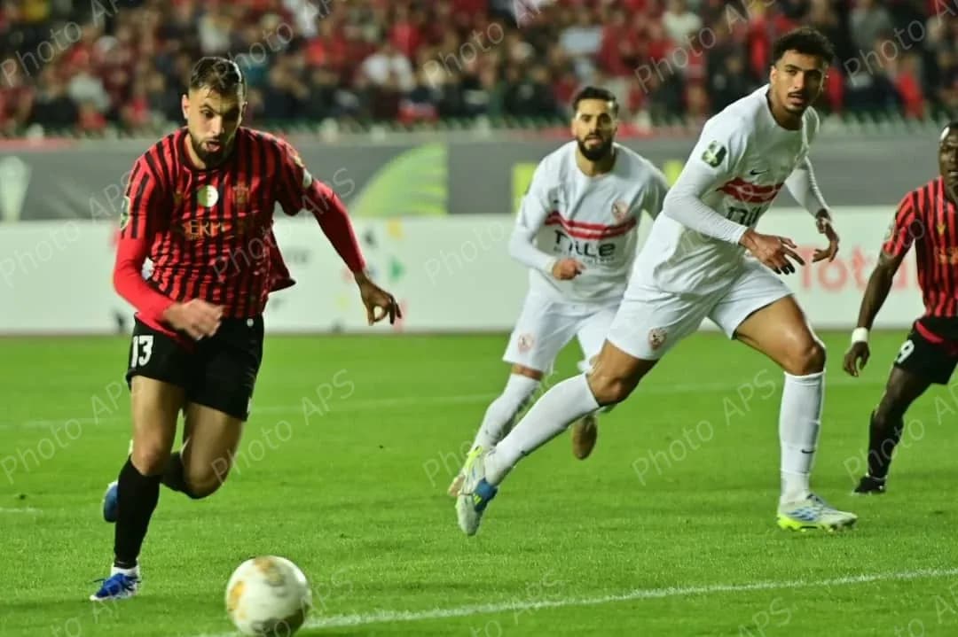 اتحاد الجزائر متعادل أمام الزمالك المصري (0-0) مع نهاية الشوط الأول