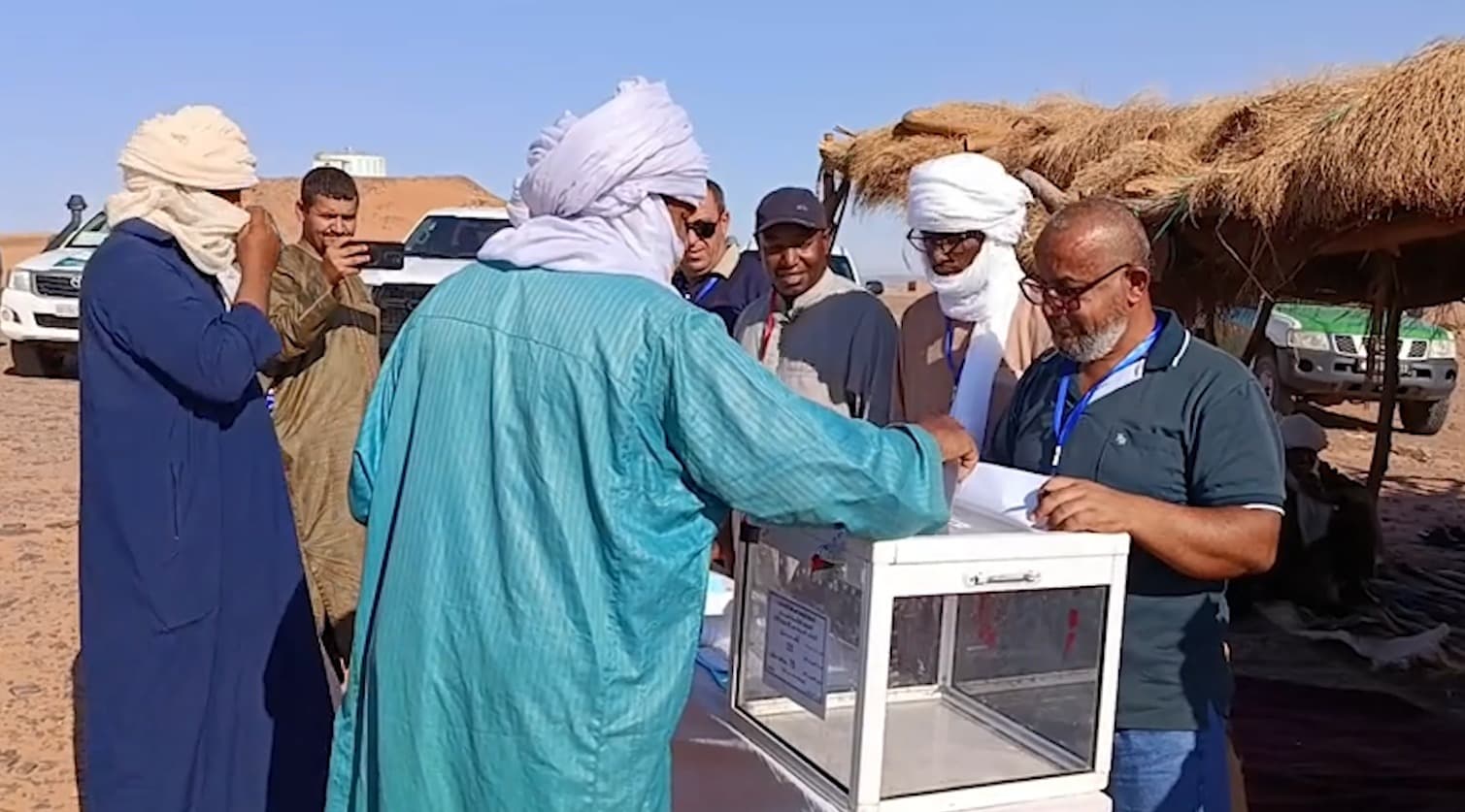 تواصل عملية التصويت بالمكاتب المتنقلة في ظروف تنظيمية محكمة