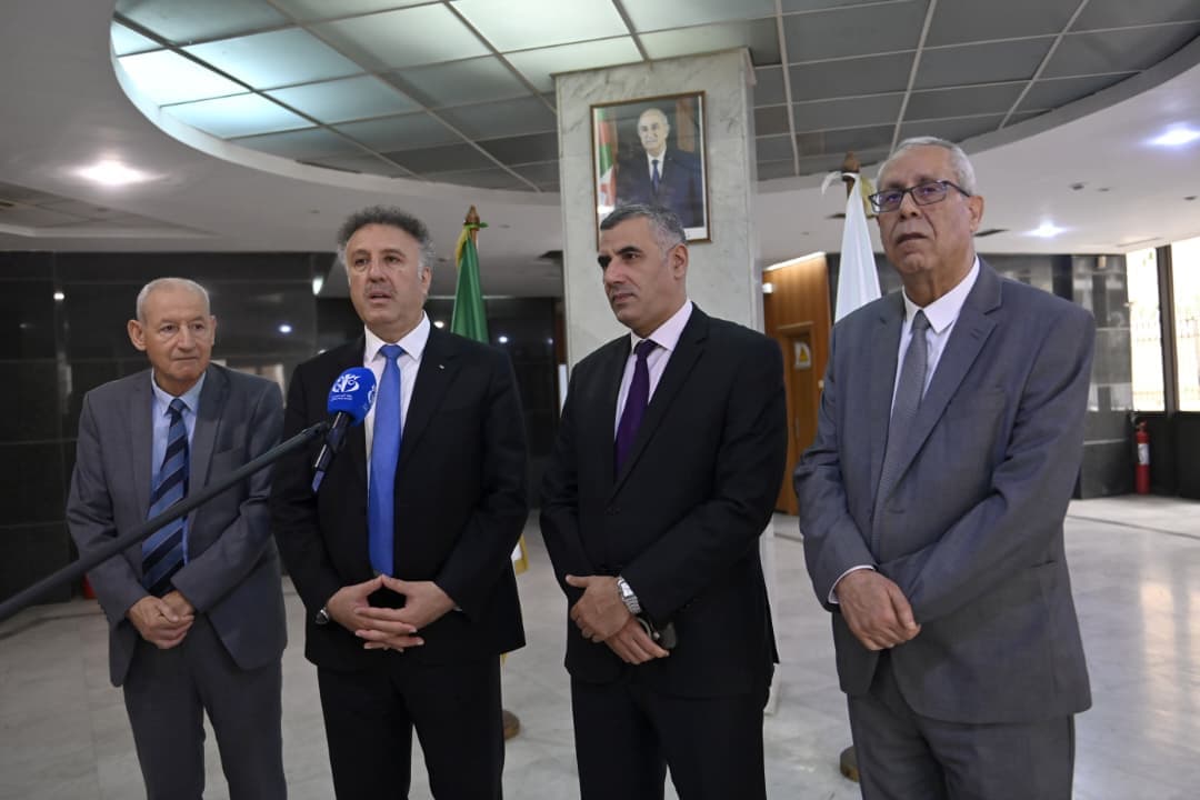 الوزير المشرف العام على الإعلام الرسمي بدولة فلسطين يزور وكالة الأنباء الجزائرية