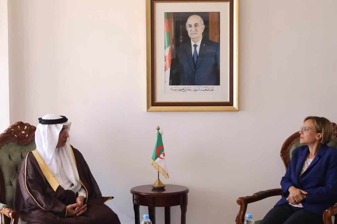 تعزيز التعاون البيئي محور لقاء السيدة كريكو والأمين العام لمبادرة الشرق