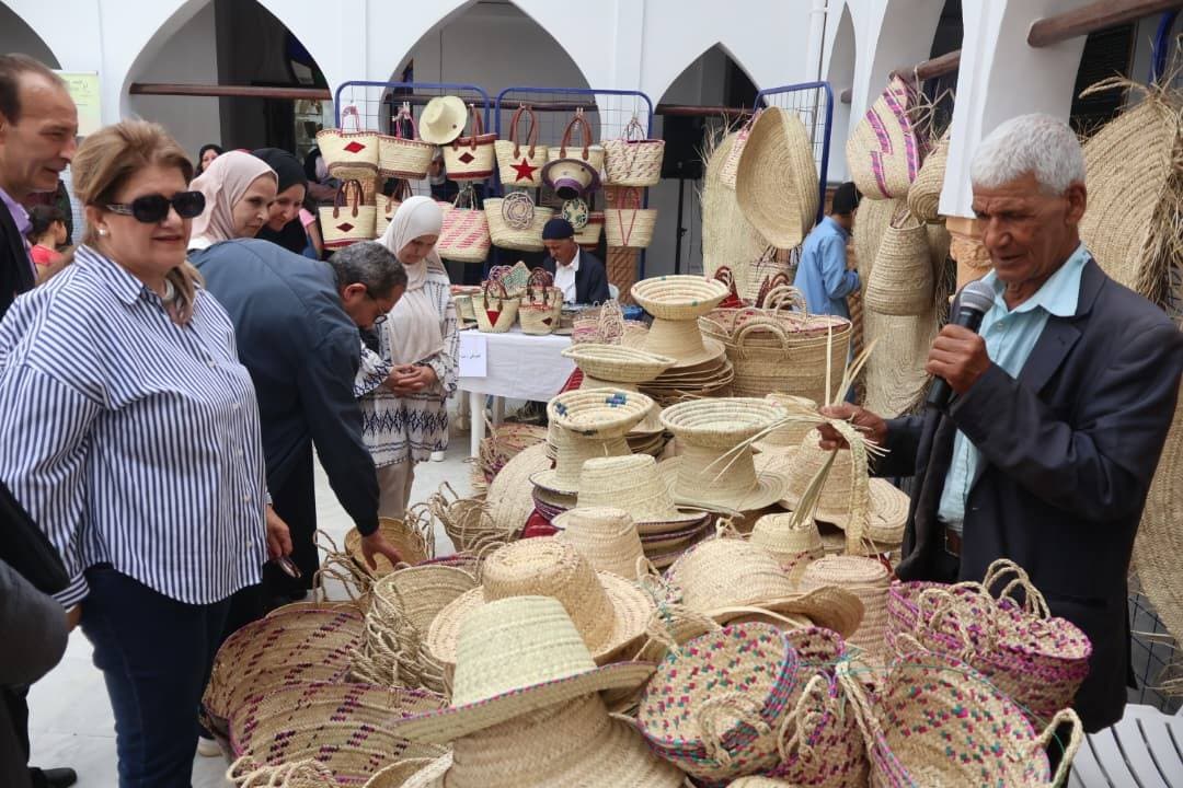 تنظيم معرض حول صناعة السلال التقليدية بمتحف الفنون والتقاليد الشعبية