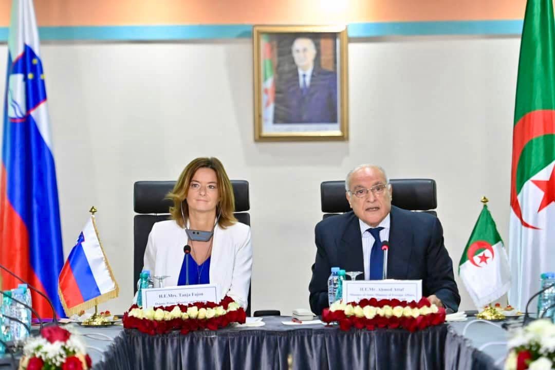 أشغال الدورة الأولى للجنة الحكومية المشتركة بين الجزائر وسلوفينيا