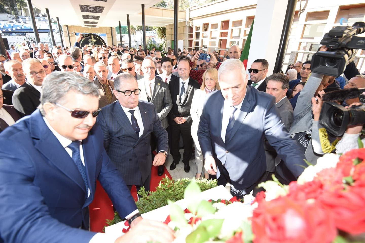 إحياء الذكرى ال63 لبسط السيادة الوطنية على الإذاعة والتلفزيون بتنظيم وقفة مخلدة للحدث