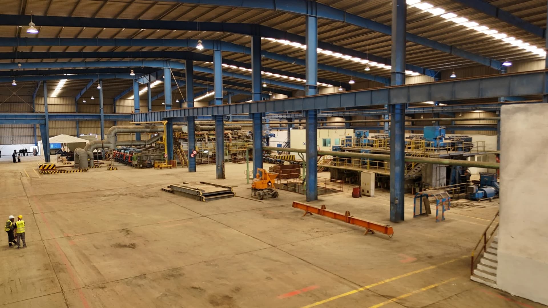 مصنع إنتاج الحديد و الفولاذ بمنطقة ذراع الحاجة بولاية المسيلة