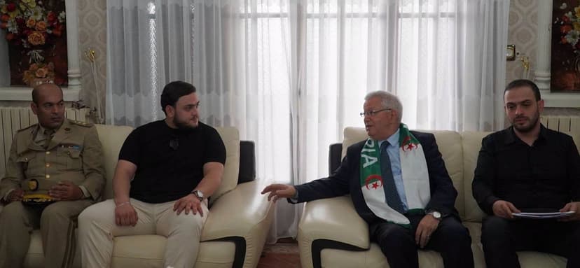 السيد ناصري يتنقل إلى ولاية باتنة لتقديم واجب العزاء إلى عائلة المرحوم عبد الحق بن بولعيد