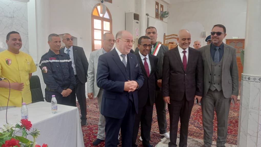 السيد بلمهدي يدشن ويعاين مرافق تابعة لقطاعه