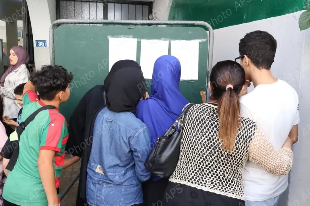 مظاهر الاحتفال بشهادة التعليم المتوسط