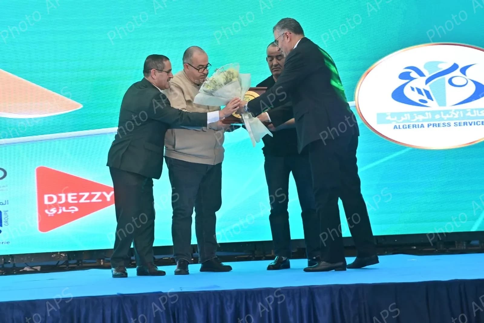 حفل تسليم جوائز افضل الرياضيين الجزائريين لسنة 2025 المنظم في اطار سبر الآراء التقليدي السنوي "براهيم دحماني"