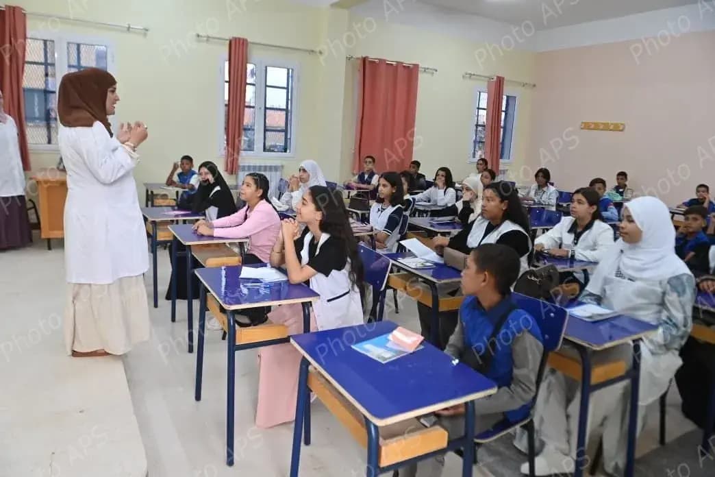 إلتحاق التلاميذ بمقاعد الدراسة عبر مختلف ولايات الوطن