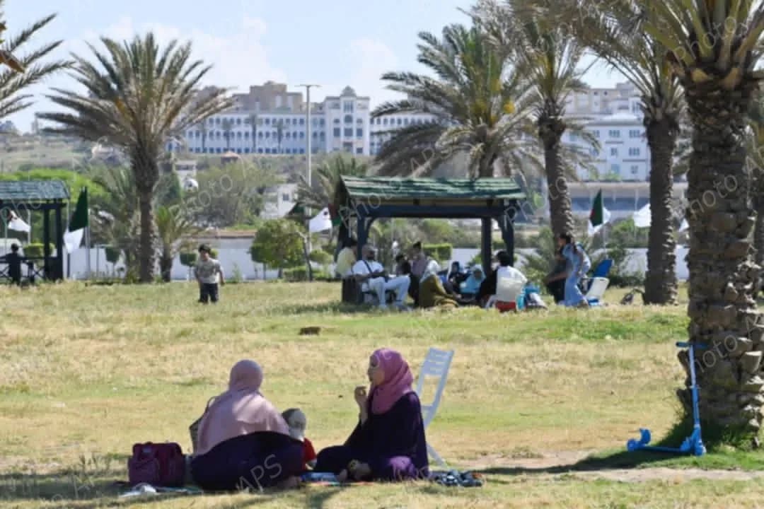 الجزائر العاصمة: المنتزهات والفضاءات الغابية وجهة للعائلات في ثاني أيام عيد الأضحى