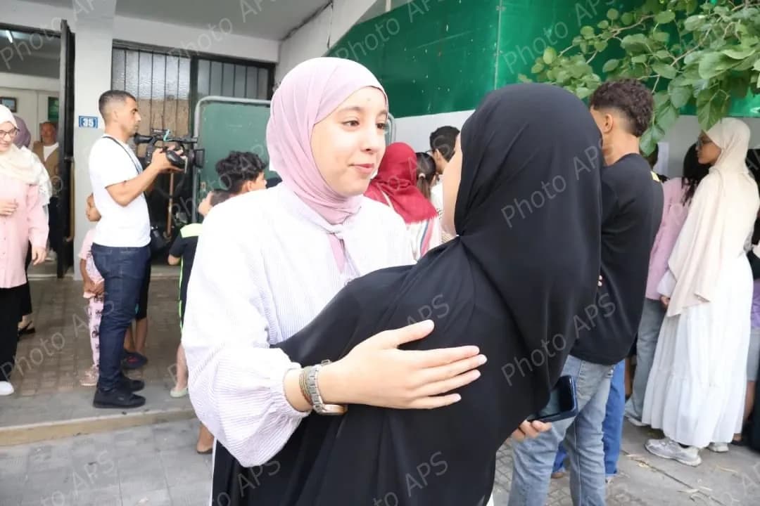 مظاهر الاحتفال بشهادة التعليم المتوسط