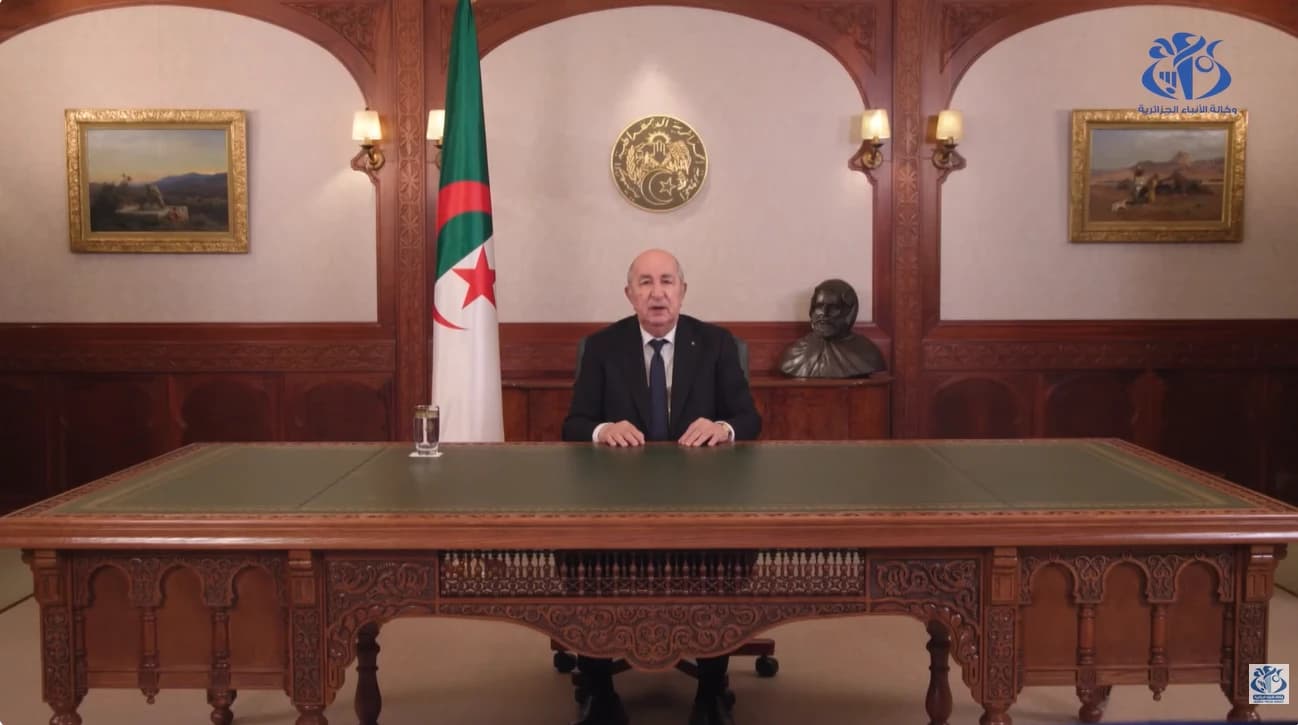 رئيس الجمهورية، السيد عبد المجيد تبون، يهنئ الشعب الجزائري بمناسبة حلول السنة الميلادية الجديدة 2026.