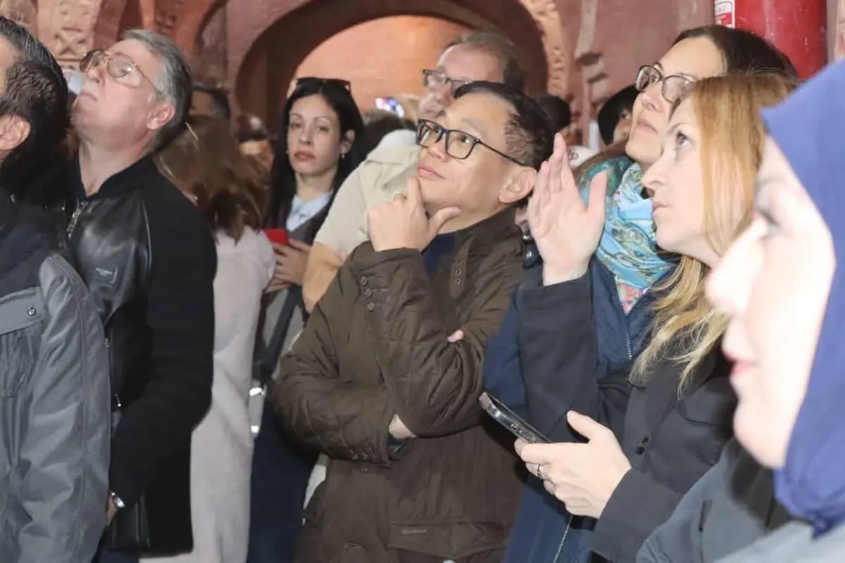 外交官赞叹红色绿洲提米蒙的美景