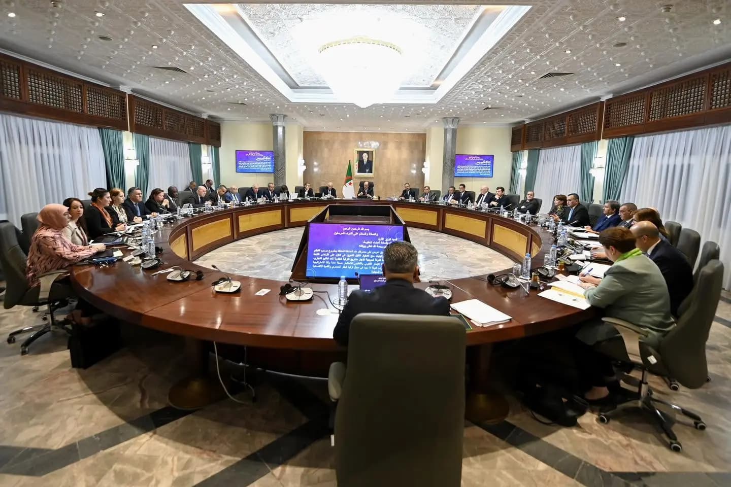 商业房地产开发与职业岗位图谱列入议程