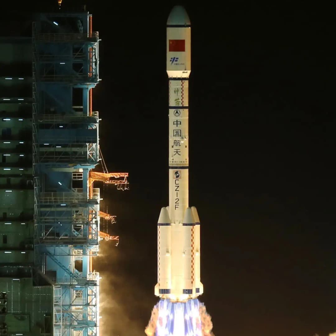 中国成功发射可重复使用试验航天器