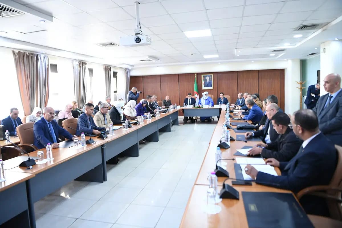 第二届高效治理与公共服务现代化国际论坛开幕