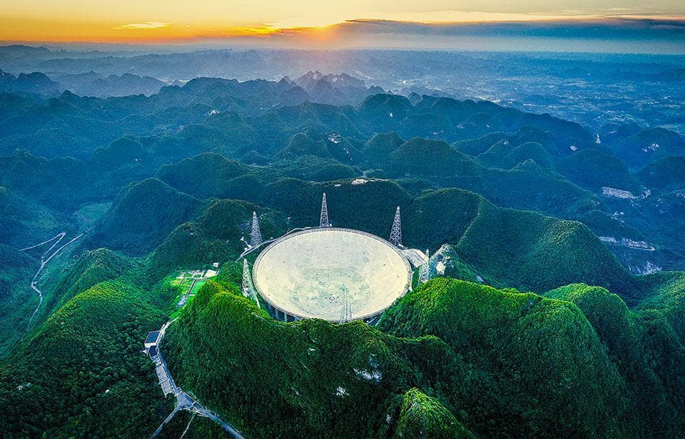 中国“天眼”FAST运行十年发现1300多颗脉冲星