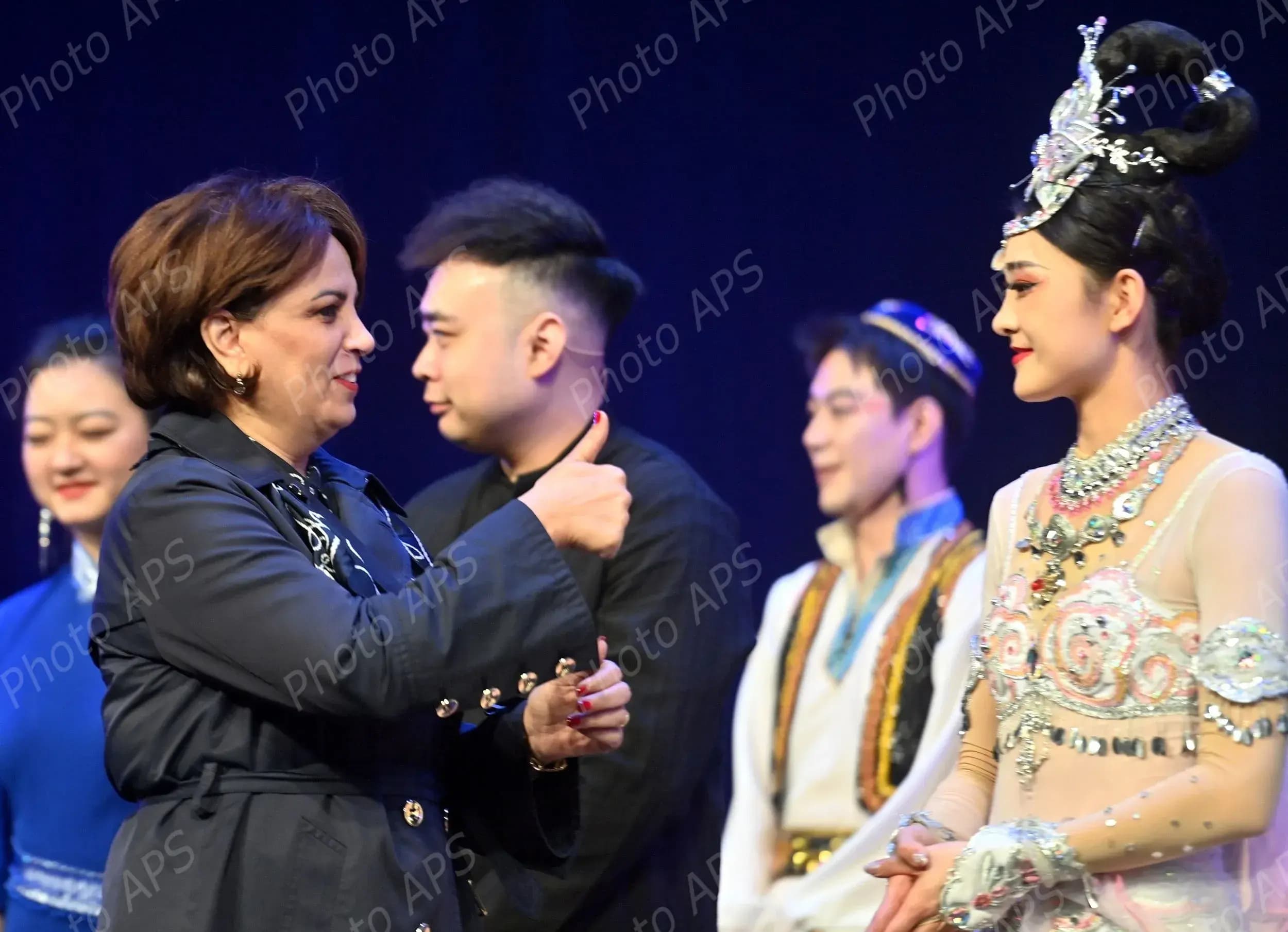 中国艺术演出在阿尔及尔首都举行 庆祝中国“春节”