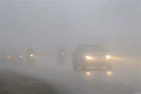 中国多地发布浓雾黄色预警