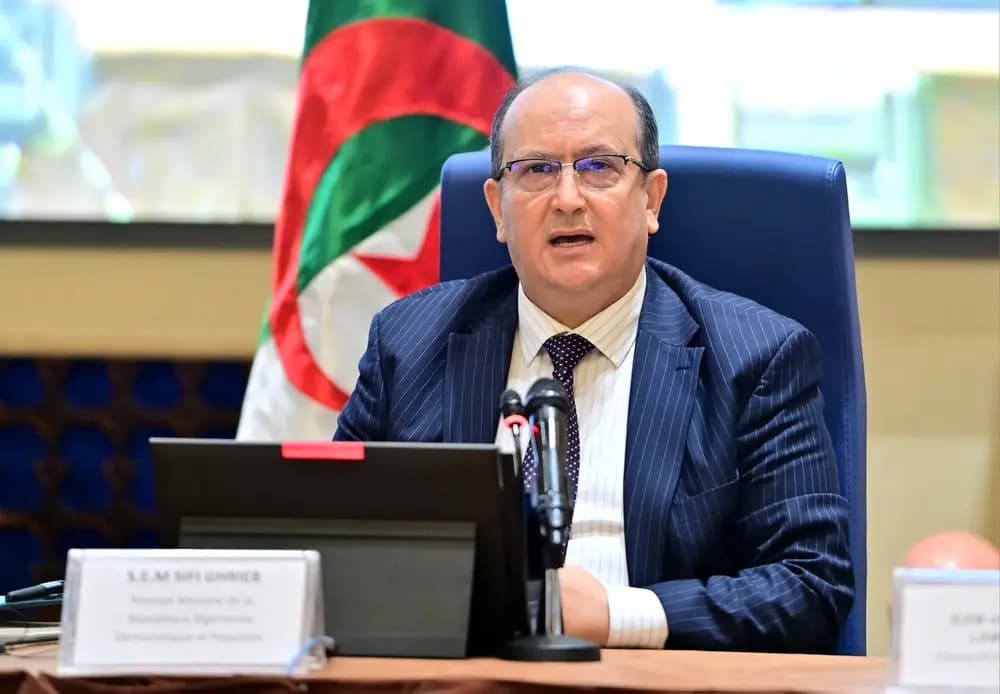 总理强调建立机制跟进双边合作路线图的重要性