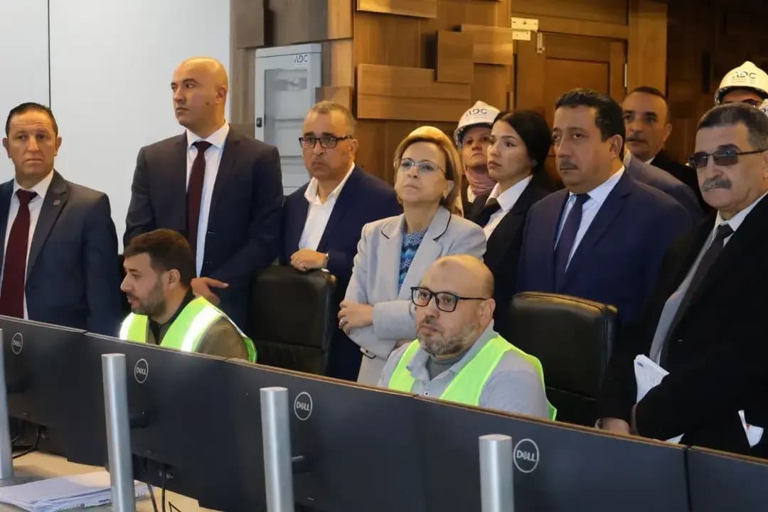 环境与生活质量部长视察福卡2海水淡化厂