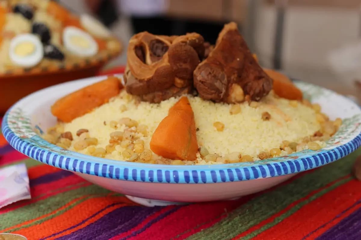 第八届国际库斯库斯节闭幕式