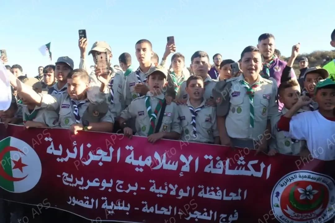 “植树一百万棵”活动：全国各地公民踊跃参与，掀起前所未有的绿色热潮