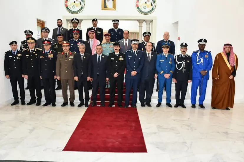 贝达维先生在突尼斯介绍阿尔及利亚警察在打击毒品方面的经验