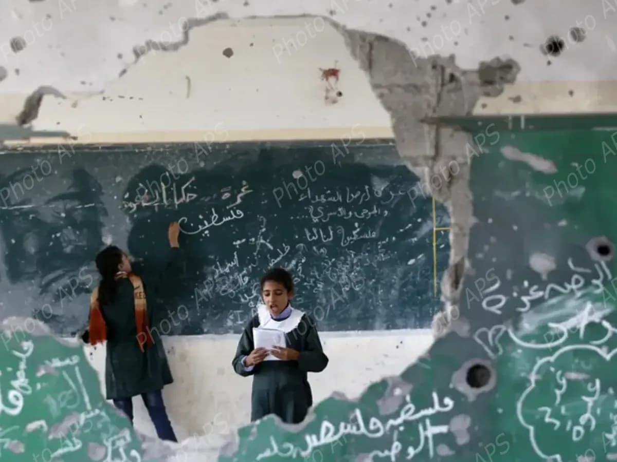 加沙  超过2.5万名儿童加入了“临时学习空间”