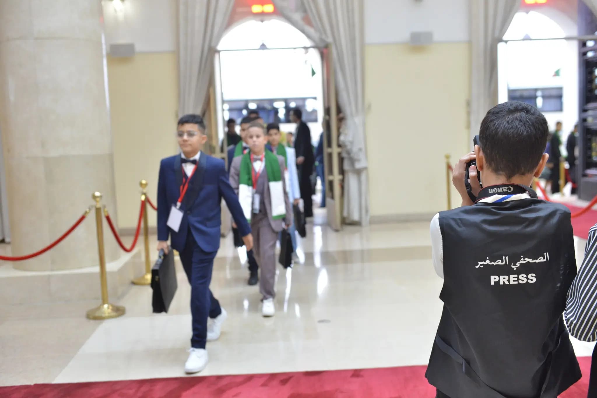 阿尔及利亚首届儿童议会成立